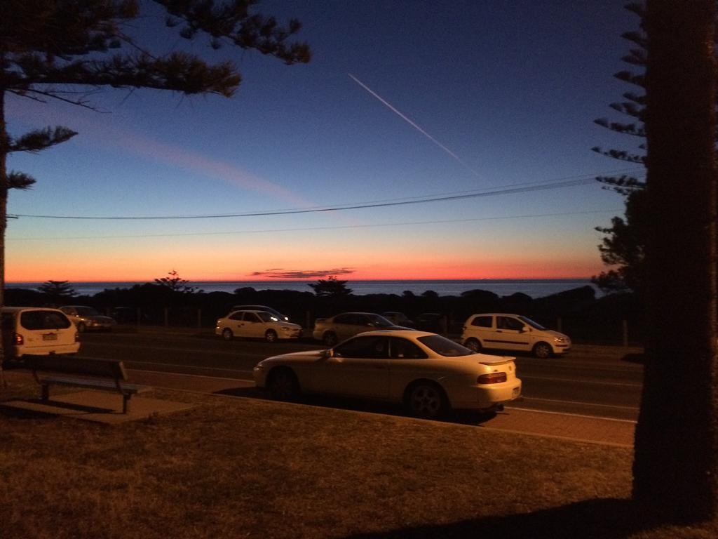 Adelaide - Semaphore Beach Front Zewnętrze zdjęcie