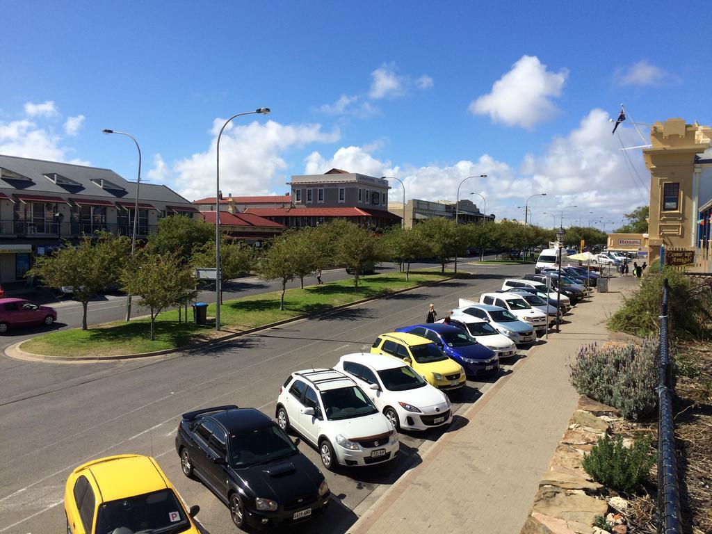 Adelaide - Semaphore Beach Front Zewnętrze zdjęcie
